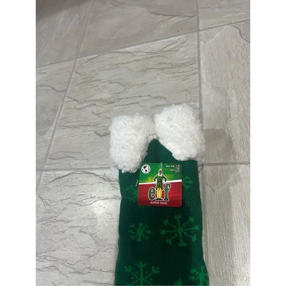 Elf Woman’s Holiday Slipper Socks Size 4-10 NEW Raised By Elves